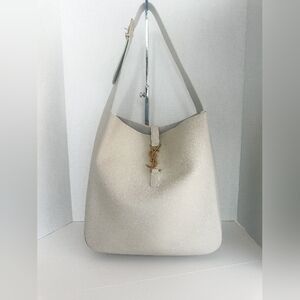 New Saint Laurent LE 5 À 7 Large Supple Bag in Blanc Vintage